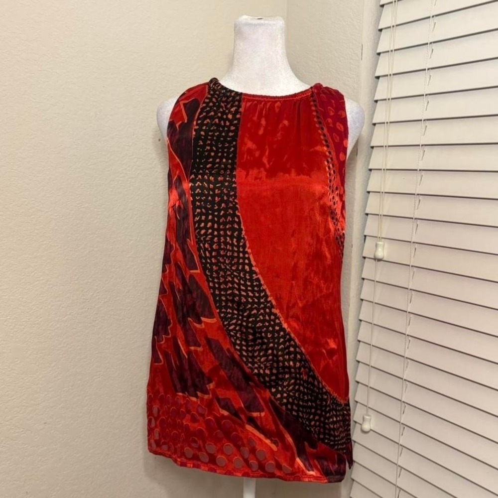 Cabi red tank top blouse silk satin geometric artsy business casual size S